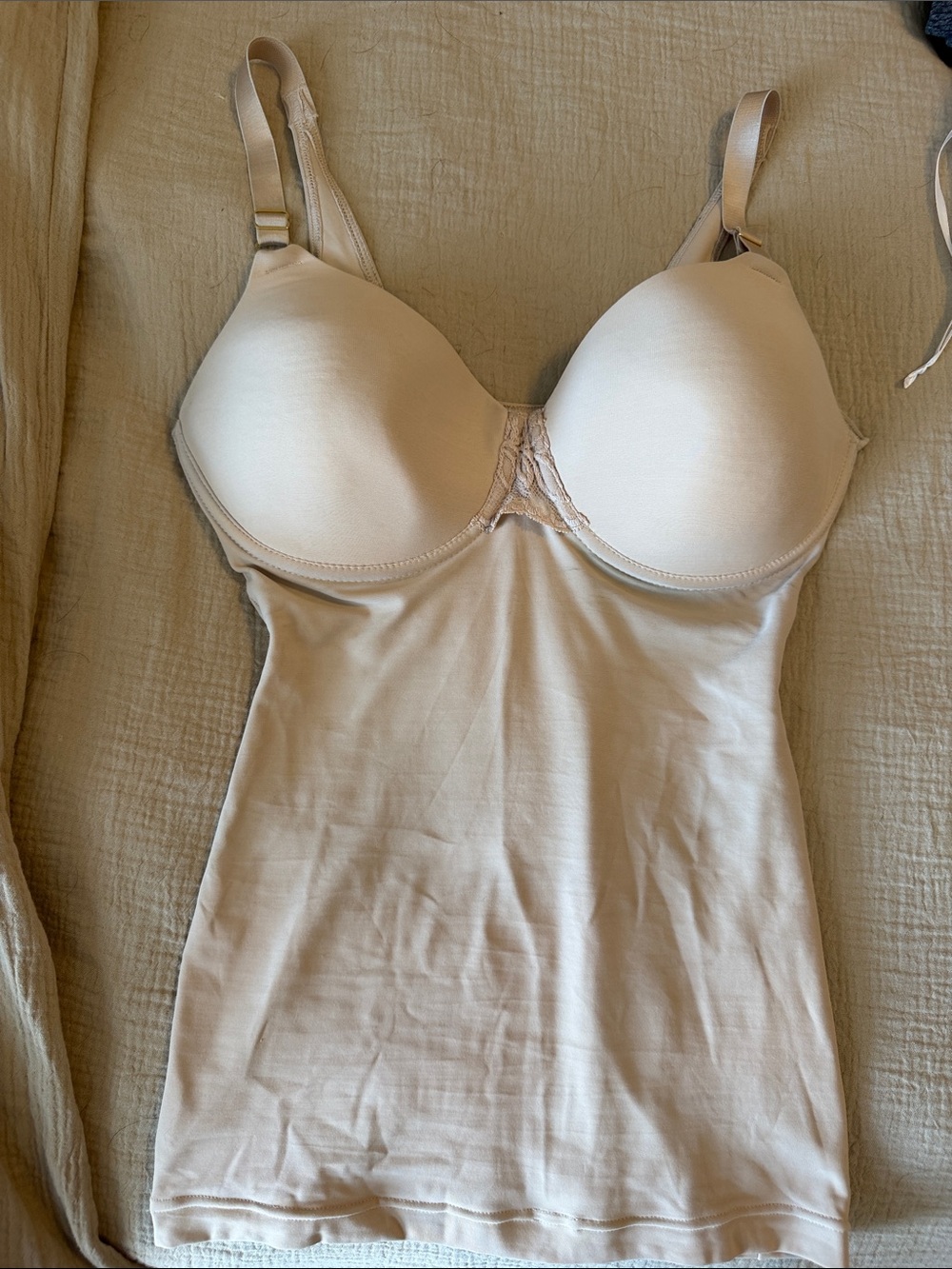 Shapeez tankee Seamless Shaping Camisole with Built-In Bra - Cream